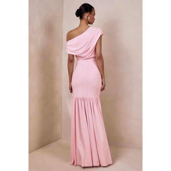 Kady | Robe longue rose à encolure asymétrique avec fronces