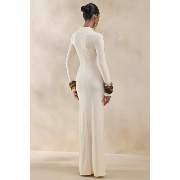 Karessa | Robe longue crème à encolure haute avec détails froncés et fente haute sur le devant