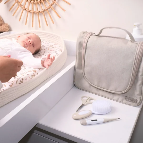 Large baby care kit with 15 accessories in dune