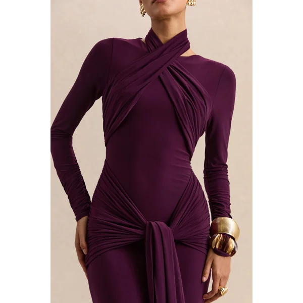 Linessa | Robe longue prune foncé à encolure haute avec écharpe et détails froncés