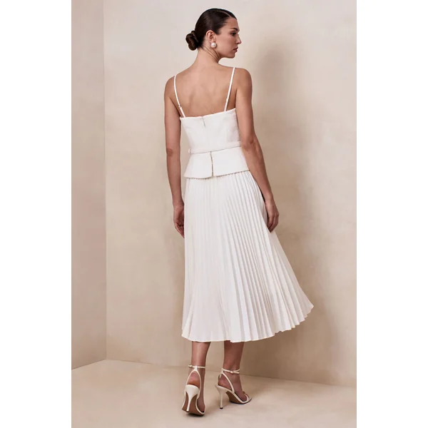 Lizzy | Robe mi-longue crème à encolure carrée avec jupe plissée