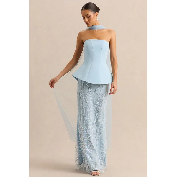 Lorna | Robe longue bleu poudré à encolure bandeau avec détail écharpe