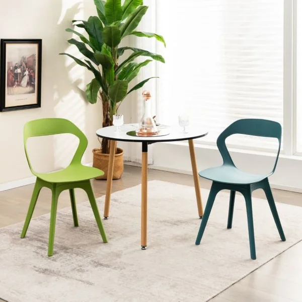 Lot de 4 Chaises Salle à Manger en PP Durable avec Dossier Patins Antidérapants Assemblage Facile Charge 150 KG Blanc