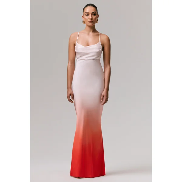 Lucie | Robe longue en satin rouge ombré à col bénitier