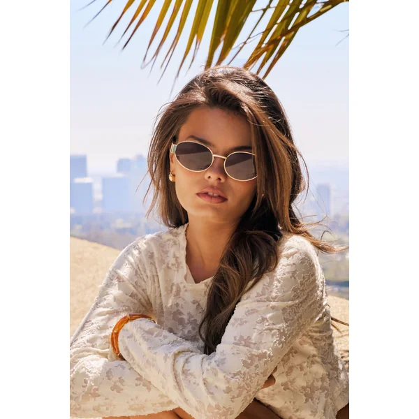 Lunettes de soleil rétro ovales en or