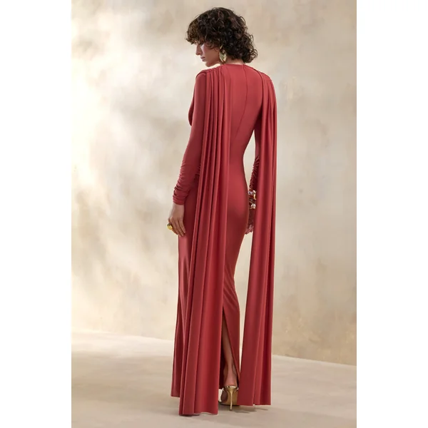 Lysoria | Robe longue rouille à encolure haute avec détails drapés et manches cape