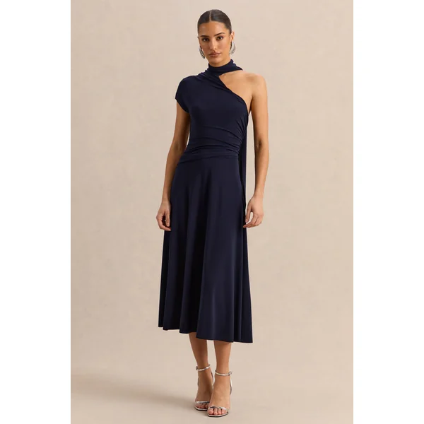 Lythara | Robe mi-longue bleu marine à encolure asymétrique avec détail d’écharpe