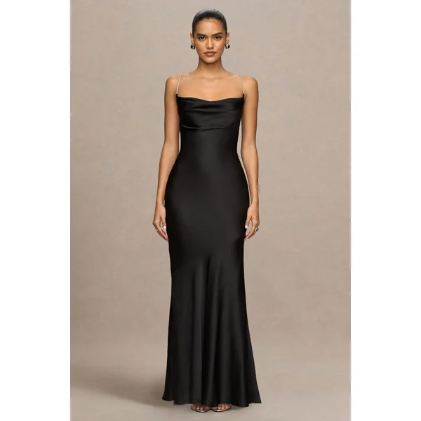Maelia | Robe longue en satin noir à col bénitier avec bretelles ornées de strass