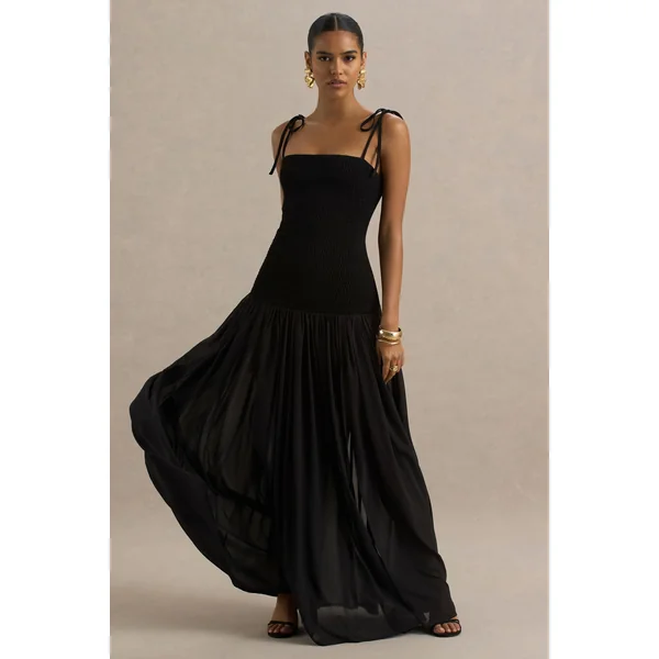 Maeva | Robe longue noire sirène à encolure carrée avec détails froncés