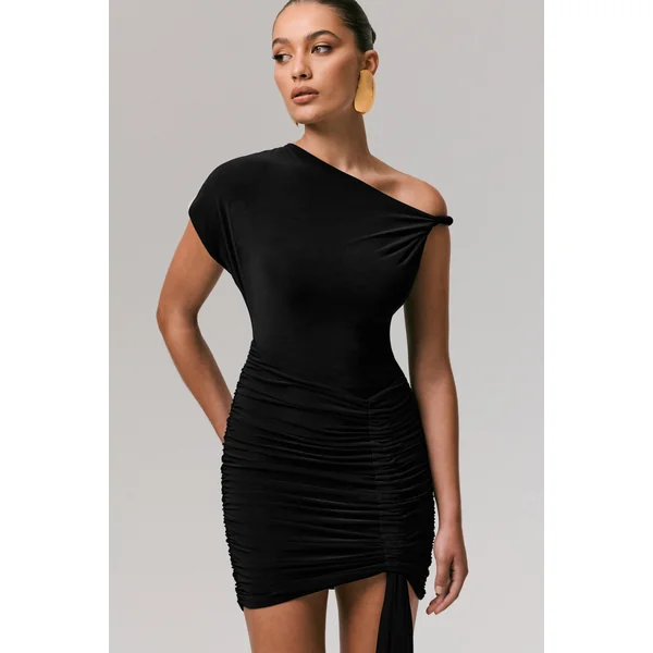 Marci | Mini-robe noire asymétrique froncée avec ceinture nouée