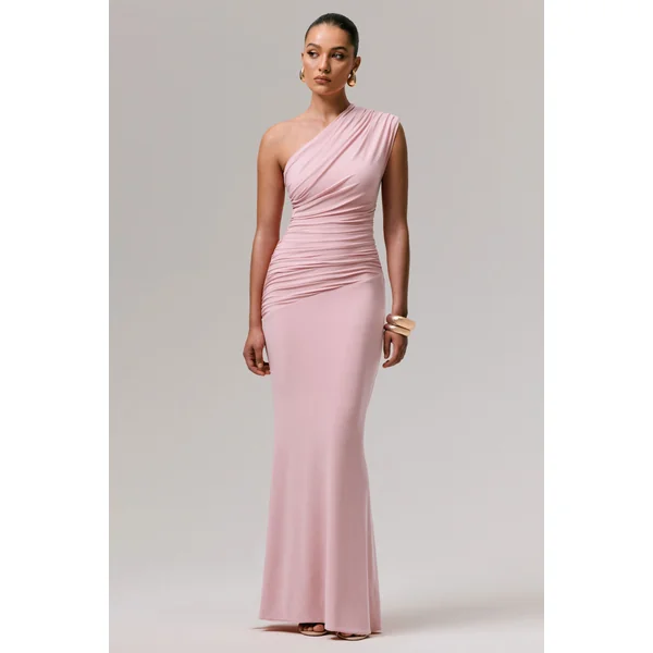 Mardi | Robe longue asymétrique rose avec fronces
