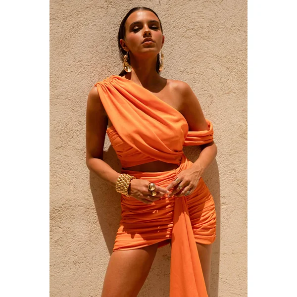 Margo | Mini-robe asymétrique orange avec découpes