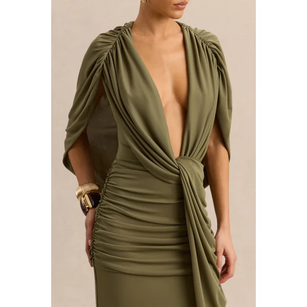 Marisea | Robe longue verte à décolleté plongeant avec manches cape