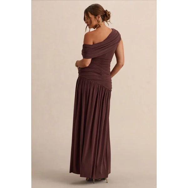 Marjorie | Robe longue de maternité marron foncé à encolure asymétrique