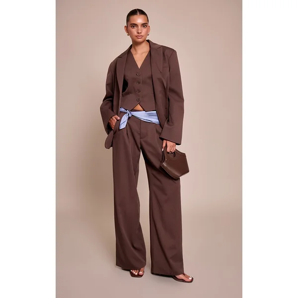 Marron Foncé Gilet Ajusté Tissé Avec Détail De Boutons