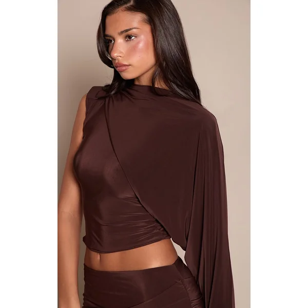 Marron Foncé Haut Moulant Asymétrique À Manche Unique Avec Détails Drapés
