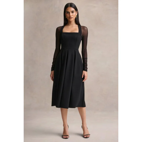 Melinda | Robe mi-longue noire à encolure carrée avec détails en mesh