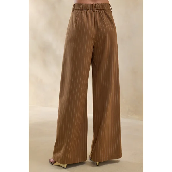 Meliva | Pantalon tailleur marron à fines rayures à jambe large