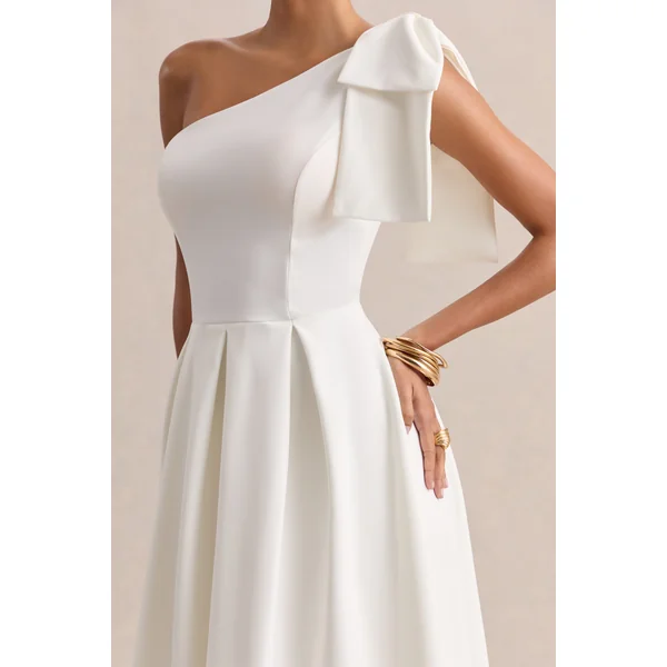 Meria | Robe mi-longue blanche à décolleté asymétrique avec manches nœud
