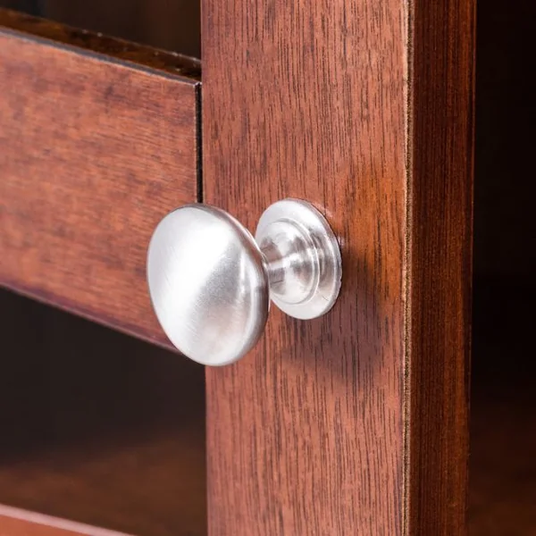 Meuble de Rangement Armoire Multimédia en Bois Rustique avec 2 Portes en Verre et Étagères Réglables pour 100 CD DVD