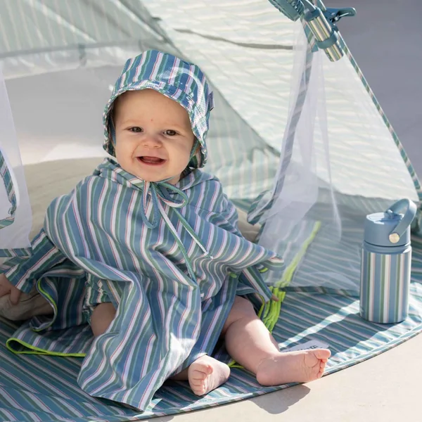 Microfibre beach towel 50+ sun protection Summer
