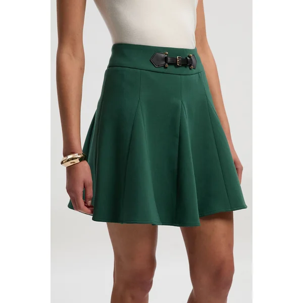 Mini-jupe Évasée Essentielle Compacte à Taille Patte