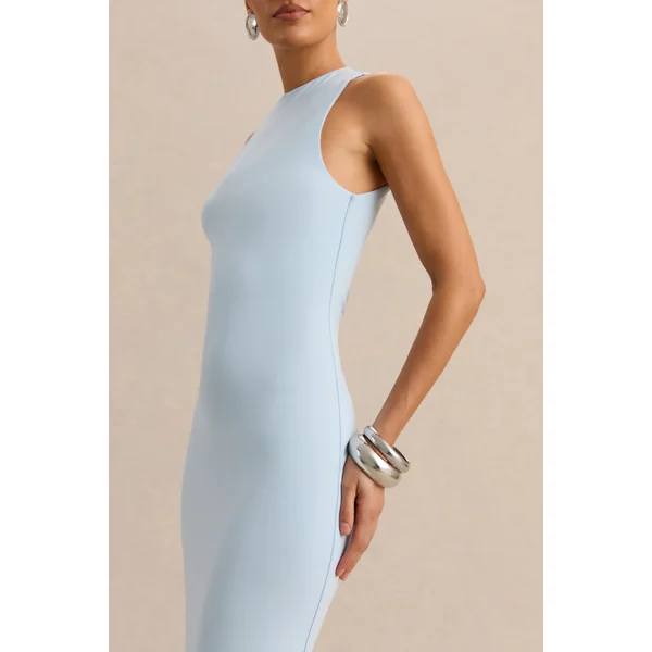 Mirana | Robe mi-longue bleu poudré à encolure haute
