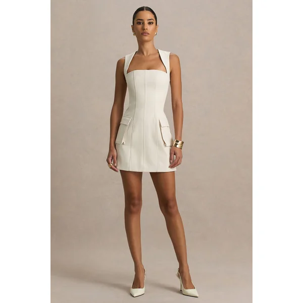 Mollie | Micro mini-robe nude ajustée à encolure carrée