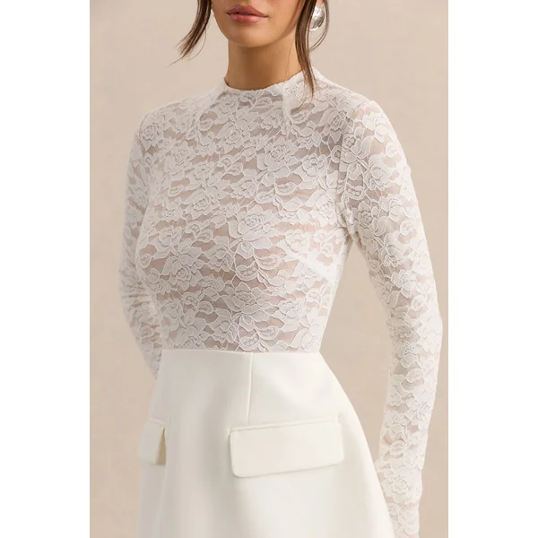 Mysteria | Mini-robe blanche à encolure haute en dentelle avec détails de poches