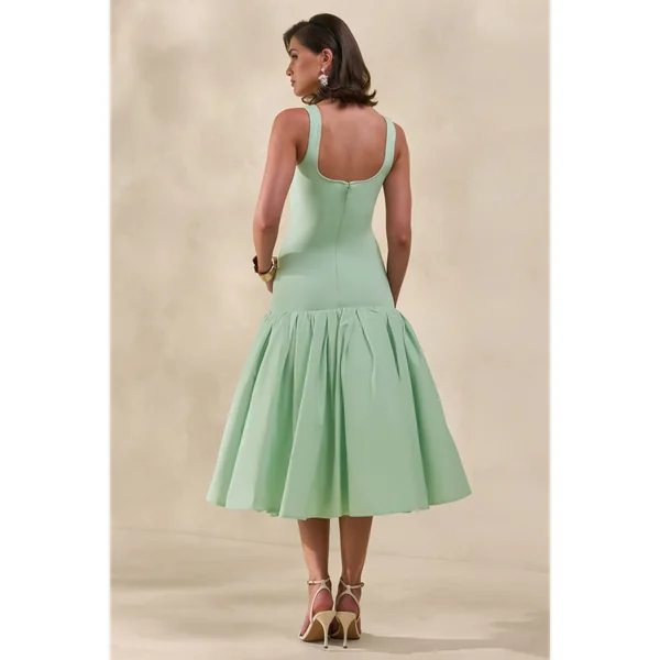 Nanette | Robe Mi-Longue Vert Menthe à Encolure Carrée et Jupe Volumineuse