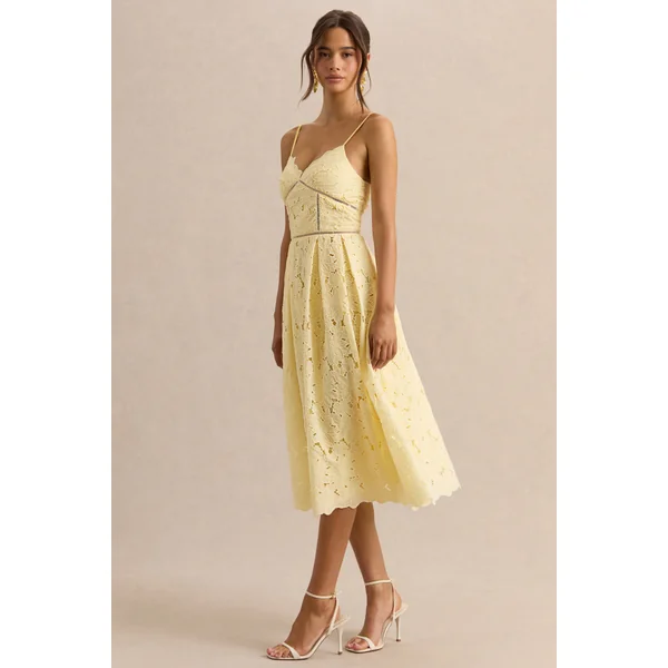 Nicoline | Robe mi-longue citron en dentelle à encolure cœur avec fines bretelles