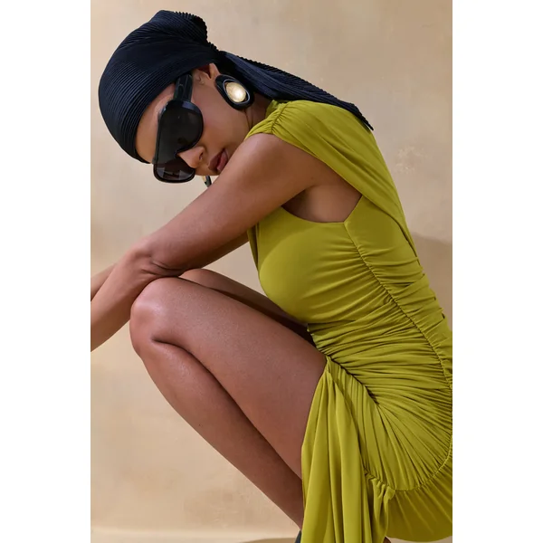 Nocturnal | Mini-Robe Vert Froncée avec Détail de Ceinture