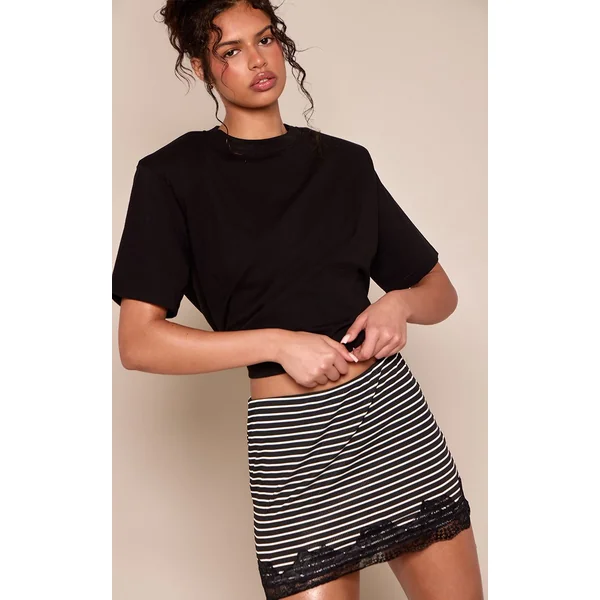 Noir & Blanc Mini-jupe Rayée À Bordure En Dentelle