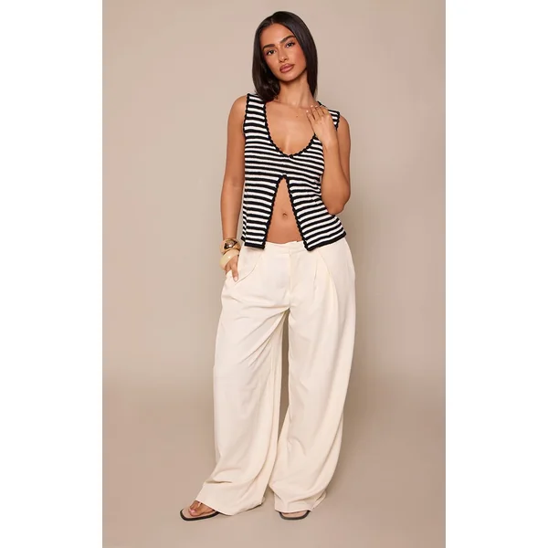 Noir & Blanc Top Petite En Maille À Détail Fente Devant