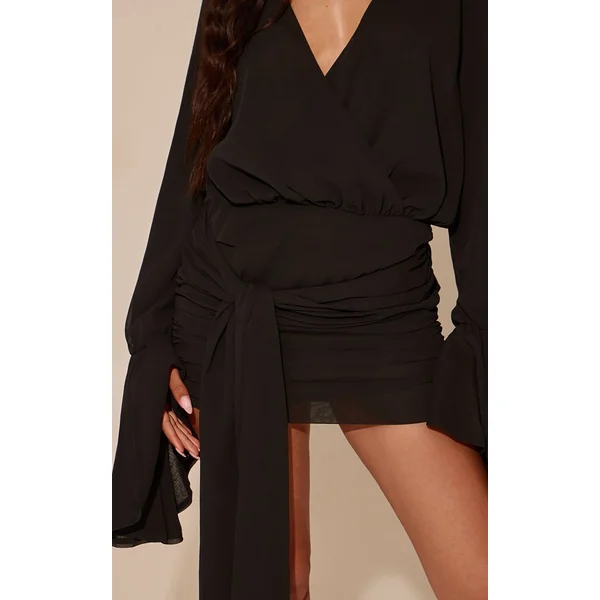 Noir Robe Courte En Mousseline À Manches Exagérées