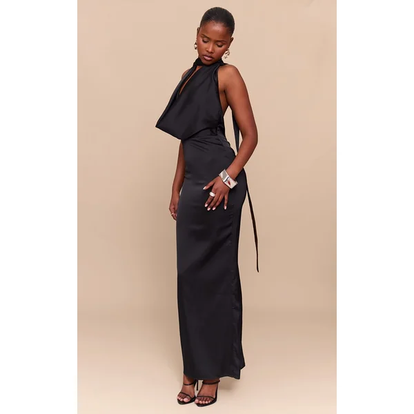 Noir Robe Longue Drapée En Satin À Col Bénitier