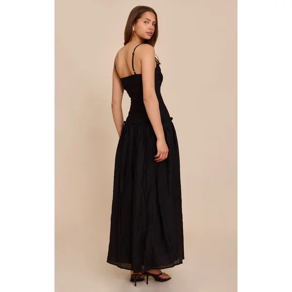 Noir Robe Longue Taille Basse À Buste Froncé