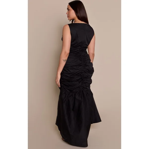Noir Robe Mi-longue Grande Taille À Fronces Et Ourlet Évasé