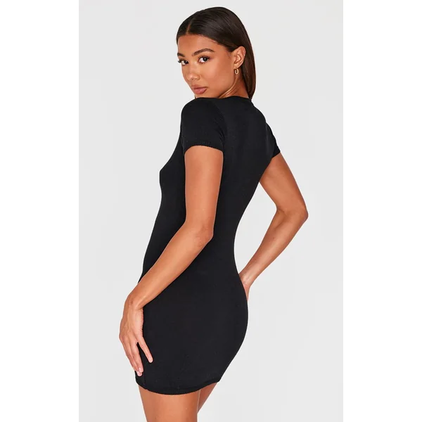 Noir Robe Mini En Maille Douce Boutonnée Sur Le Devant