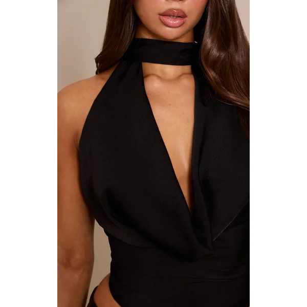 Noir Top Col Bénitier Extrême En Satin