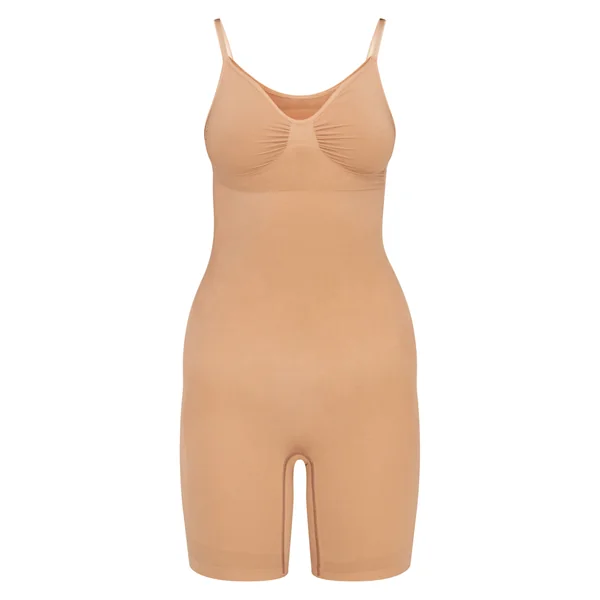 Nude Body Sculptant Gainant À Dos Nu