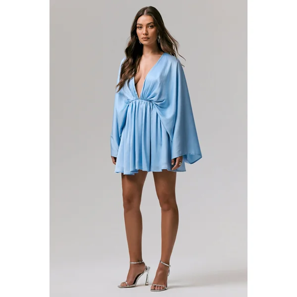 Ocean Flower | Mini-robe drapée en chiffon froissé bleu poudré