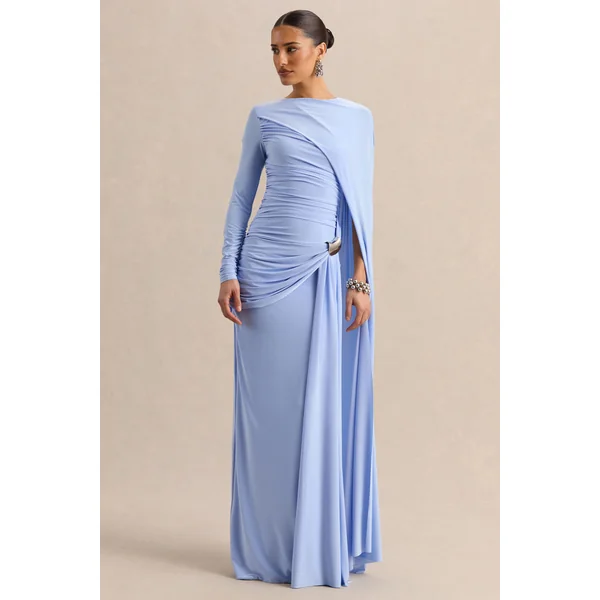 Orintha | Robe longue bleu poudré à encolure large avec cape et détail doré