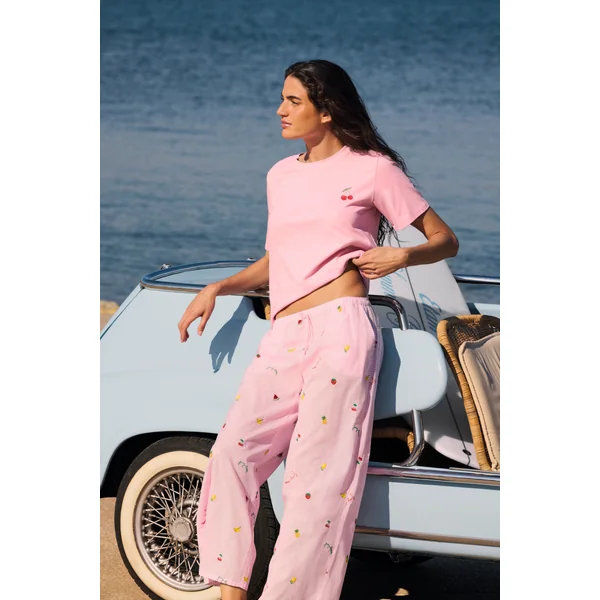 Pantalon vichy à motifs fruits