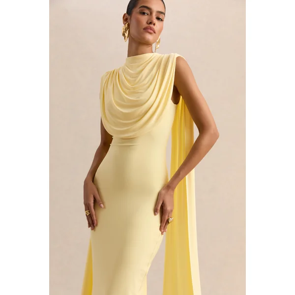 Patrina | Robe longue citron à encolure montante avec détails drapés et manches cape