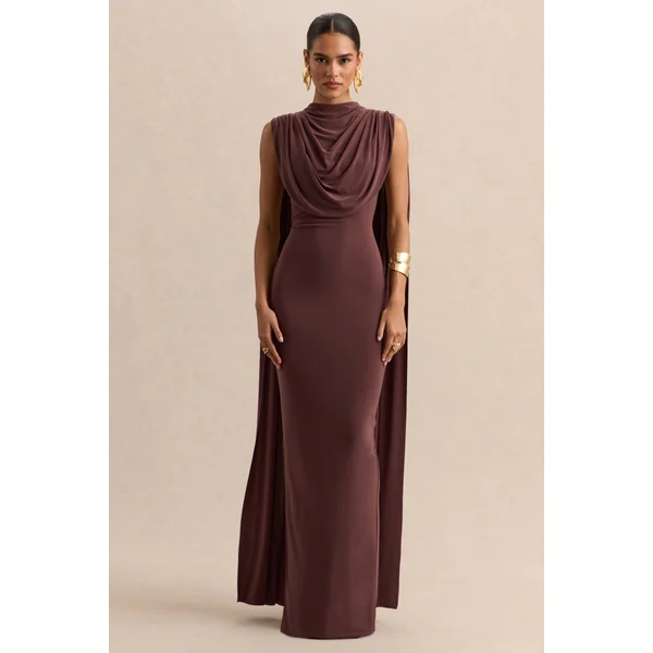 Patrina | Robe longue marron à encolure montante avec détails drapés et manches cape
