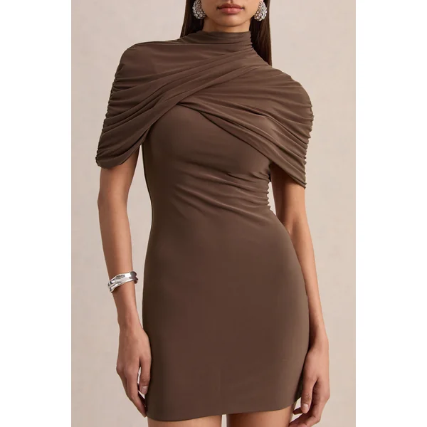 Perdi | Mini-robe bodycon brune avec cape torsadée