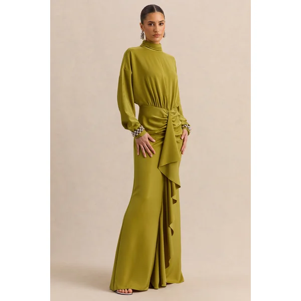 Perla | Robe longue olive à décolleté haut avec détails froncés