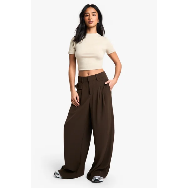 Petite Pantalon Fluide à Jambes Larges et Ceinture
