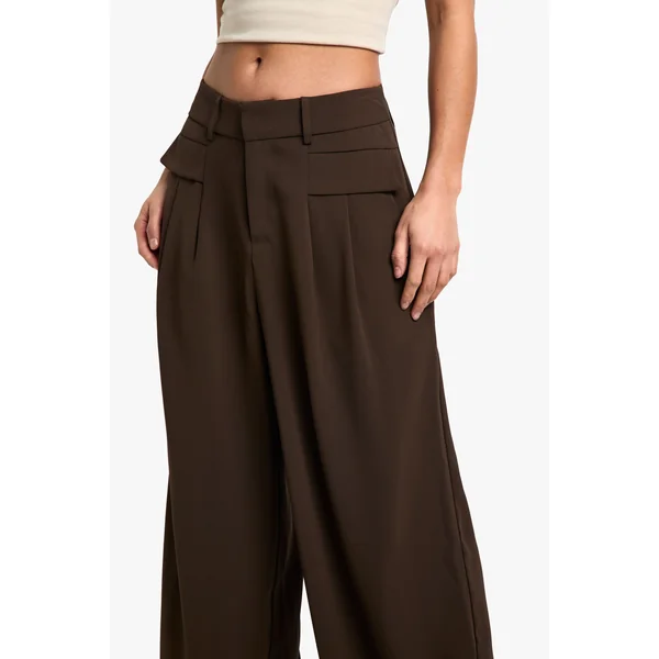 Petite Pantalon Fluide à Jambes Larges et Ceinture